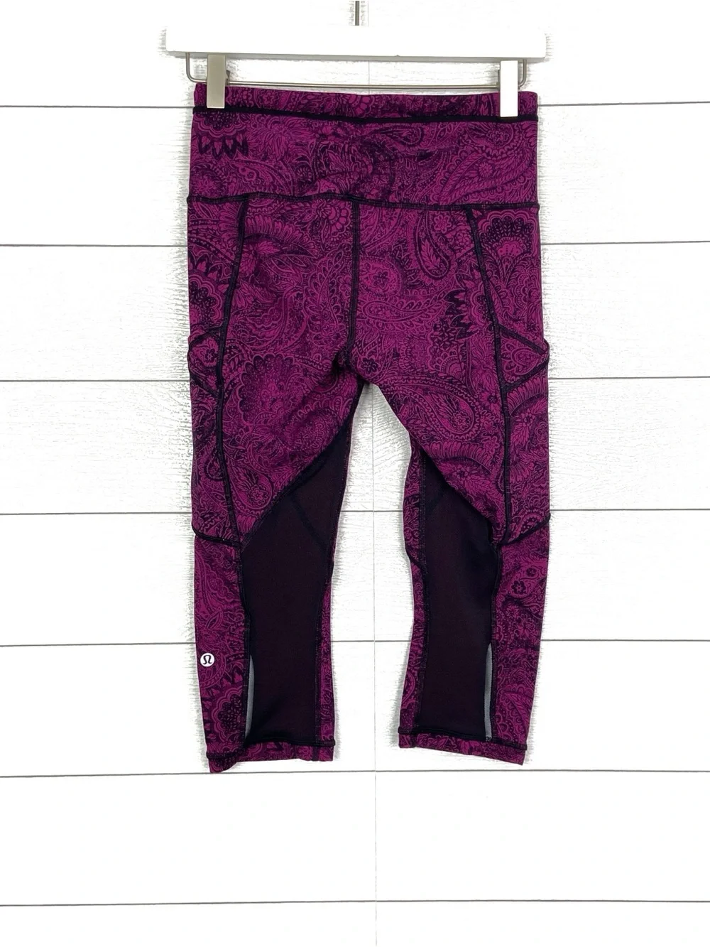 LULULEMON Outrun 17 Crop Run Legging Antique Paisley Deep Fuschia Pink Black 4